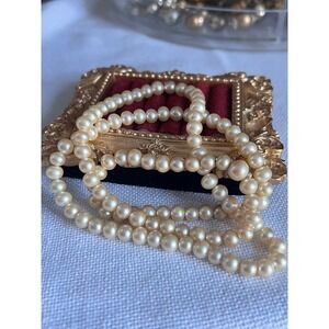 Vintage Japan Faux Pearl Necklace Single Strand Cream Beads Filigree Clasp